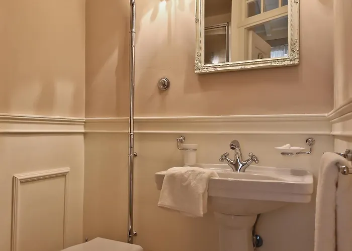 Apartamento Ponte Vecchio Luxury - Daily Refresh Available *
