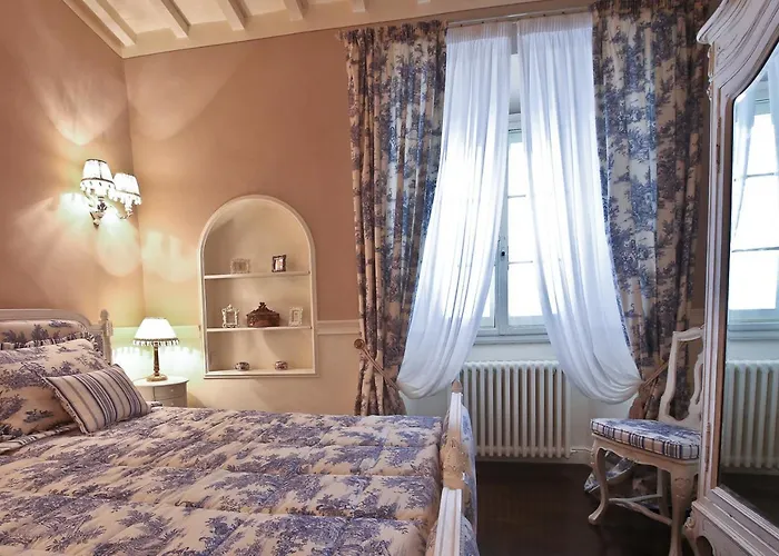Apartamento Ponte Vecchio Luxury - Daily Refresh Available Florença