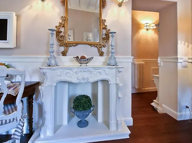 Ponte Vecchio Luxury - Daily Refresh Available Apartamento