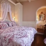 Apartment Ponte Vecchio Luxury - Daily Refresh Available